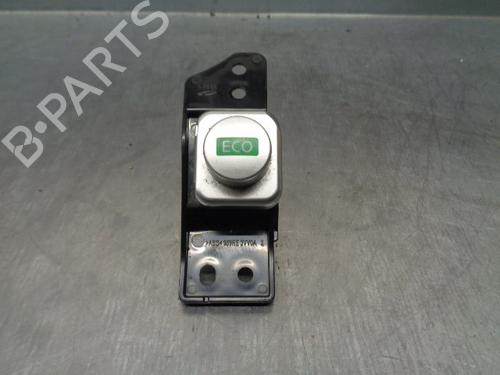 Kombi Kontakt / Stilkkontakt NISSAN NOTE (E12) 1.5 dCi (90 hp) 11669729