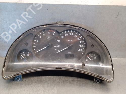 Cockpit OPEL CORSA C (X01) 1.3 CDTI (F08, F68) (70 hp) 29184303