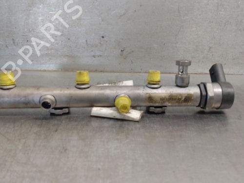 Used Injection rail Injection rail 36701037 36701037