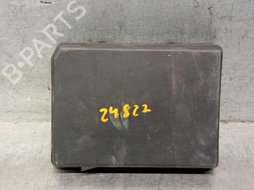 Used Fuse box Fuse box RENAULT CLIO V (B7_) 1.0 TCe 100 (B7MT) (101 hp) 33856272 33856272