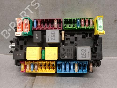 Used Fuse box Fuse box MERCEDES-BENZ V-CLASS (W447) V 250 CDI / d (447.811, 447.813, 447.815) (190 hp) 36115118 36115118