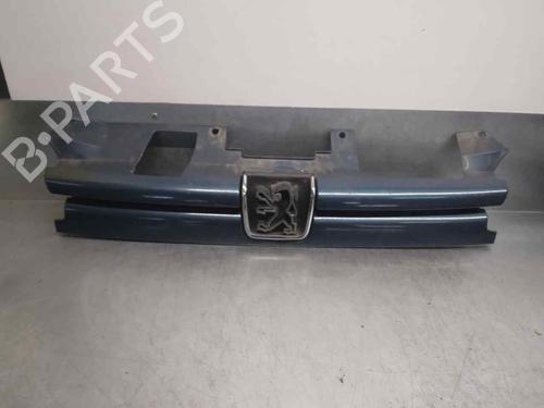 Used Grille PEUGEOT 306 Hatchback (7A, 7C, N3, N5) 1.9 D (69 hp) 11701591
