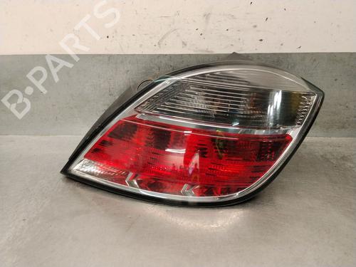 right-taillight-opel-astra-h-a04-2004-2005-2006-2007-2008-2009-2010-2011-2012-2013-2014-36595211 main image