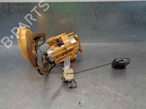 Used Fuel pump BMW 7 (E65, E66, E67) 730 i, Li (231 hp) 8243441