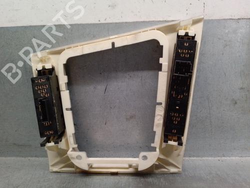 Left front window switch BMW 3 (E46) 318 i | BP31063947I27