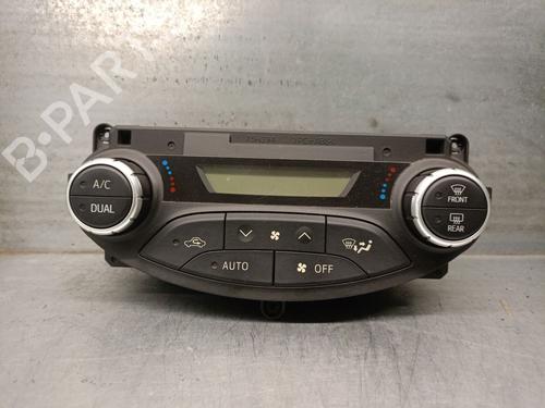 Used Climate control TOYOTA YARIS (_P13_) 1.5 Hybrid (NHP130_) (101 hp) 25238435