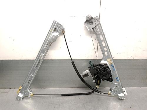Rudehejsemekanisme Højre foran RENAULT MEGANE IV Hatchback (B9A/M/N_) 1.5 dCi 110 (B9A3) (110 hp) 29339723