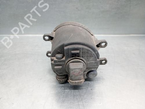 Right front fog light TOYOTA YARIS (_P9_) 1.4 D-4D (NLP90_, NLP90R) | BP28064737C31 