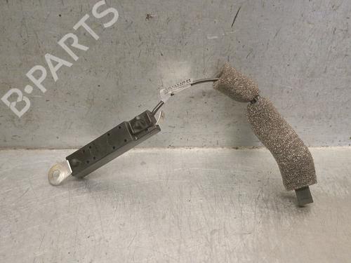 Antenne/Base JAGUAR XE (X760) 2.0 D (180 hp) 22131847