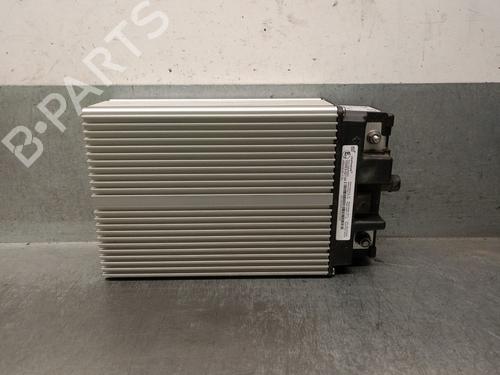 Used Battery LAND ROVER DEFENDER Station Wagon (L663) D250 MHEV 4x4 (249 hp) 30319697