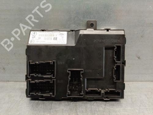 Used Fuse box FORD FIESTA VI (CB1, CCN) [2008-2017]  18530355