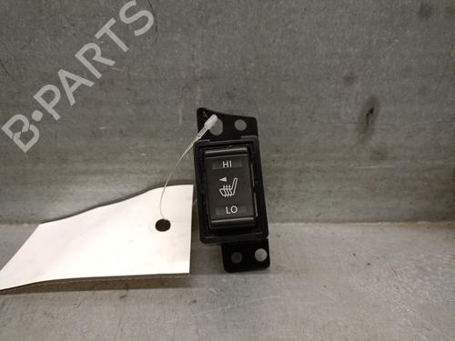 switch-nissan-x-trail-iii-t32_-t32r-t32rr-2013-32282861 main image