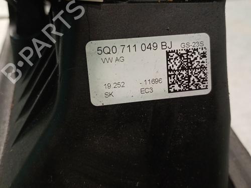 Gear lever SEAT LEON ST (5F8) | BP31124235M90