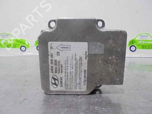 Used ECU airbags HYUNDAI SONATA IV (EF) 2.0 16V (131 hp) 2340419