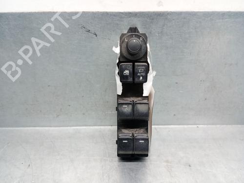 Used Left front window switch MAZDA 3 (BL) 2.2 MZR CD (BL10) (150 hp) 29852754