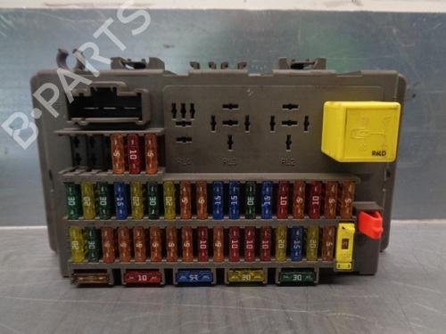 Used Fuse box ROVER 75 (RJ) 2.0 V6 (150 hp) 9582146