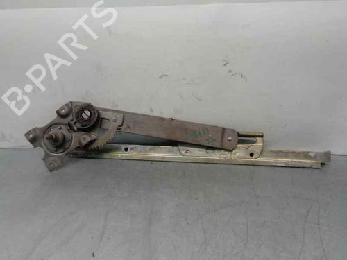 Rudehejsemekanisme venstre bagtil MERCEDES-BENZ 123 Saloon (W123) 240 D (123.123) (65 hp) 7180667