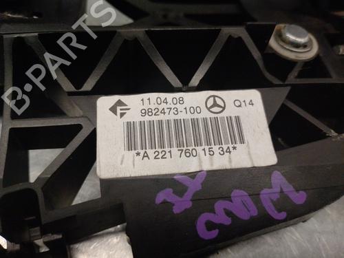 Rear left exterior door handle MERCEDES-BENZ S-CLASS (W221, V221) S 320 CDI 4-matic (221.080, 221.180) | BP18009345C130 