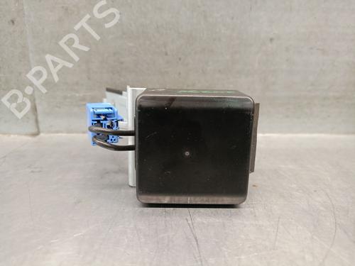 Used Antenna/Base Antenna/Base MAZDA CX-5 (KF) 2.0 SKYACTIV-G AWD (163 hp) 33691403 33691403