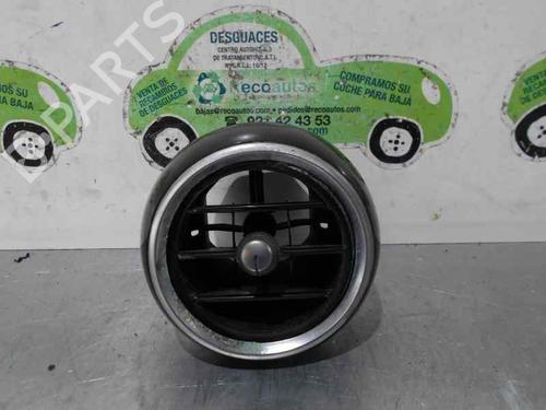 Air vent MERCEDES-BENZ C-CLASS (W205) C 220 BlueTEC / d (205.002, 205.004) 205830115403 | 205830115403