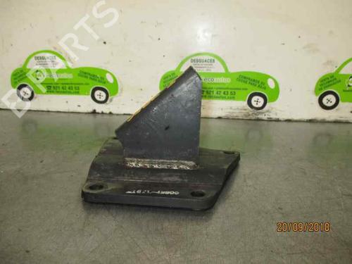Used Engine mount Engine mount 8762242 8762242