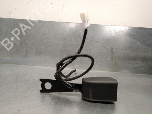 Used Seat buckle TOYOTA YARIS (_P21_, _PA1_, _PH1_) 1.5 Hybrid (MXPH10, MXPH11) (116 hp) 24916824