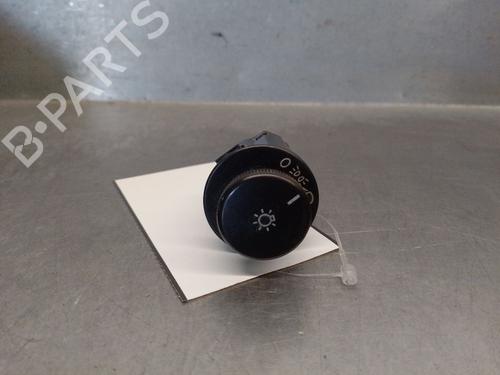 Used Headlight switch OPEL CORSA A Hatchback (S83) 1.2 N (F08, M08, F68, M68) (52 hp) 31644645