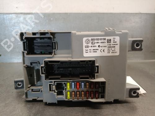 Used Fuse box Fuse box FIAT 500 (312_) 1.2 (312AXA1A) (69 hp) 34624395 34624395