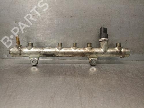 Used Injection rail RENAULT MEGANE II (BM0/1_, CM0/1_) 1.9 dCi (BM0G, CM0G) (120 hp) 28189119