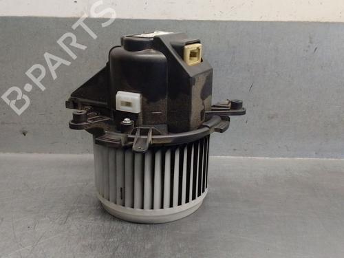 Used Heater blower motor PEUGEOT EXPERT Van (V_) 2.0 BlueHDi 150 (150 hp) 30288843