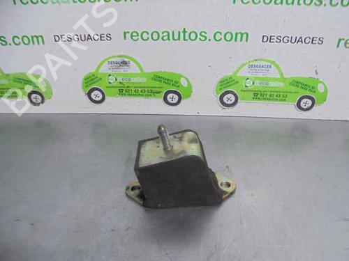 Used Engine mount Engine mount 8762638 8762638