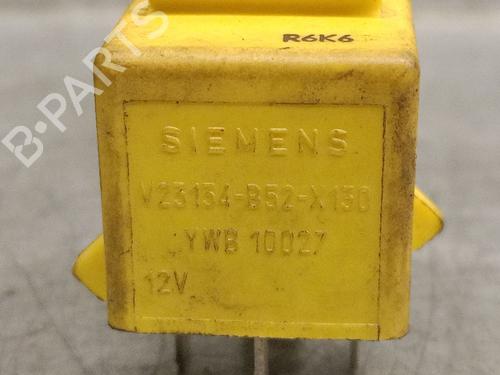 Electronic module LAND ROVER DEFENDER Station Wagon (L316) 2.5 TDI 4x4 (L316) | BP21580643M83 