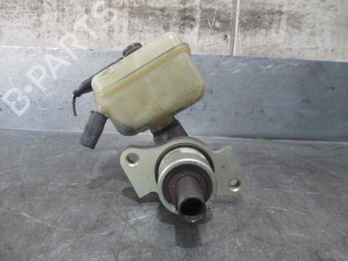 Used Brake master cylinder BMW 3 (E36) 318 is (140 hp) 7193408