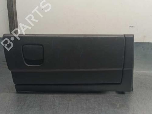 Used Glove box FIAT CROMA (194_) 1.9 D Multijet (136 hp) 7304640