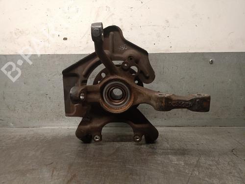 Used Left front steering knuckle VW POLO III (6N1) 60 1.4 (60 hp) 25729074