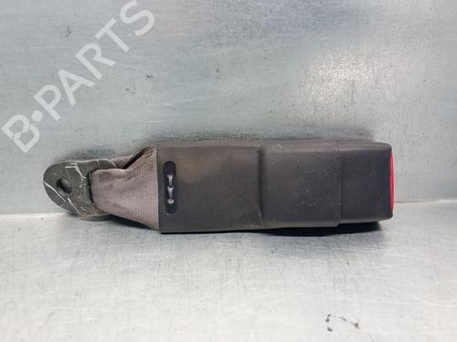 Seat buckle MITSUBISHI GRANDIS (NA_W) 2.0 DI-D (NA8W) M4231