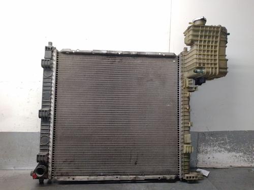 Used Water radiator Water radiator MERCEDES-BENZ VITO Bus (W638) 112 CDI 2.2 (638.194) (122 hp) 34041427 34041427