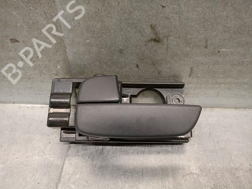 front-left-interior-door-handle-hyundai-accent-iii-saloon-mc-2005-2006-2007-2008-2009-2010-2011-2012-36422029 main image