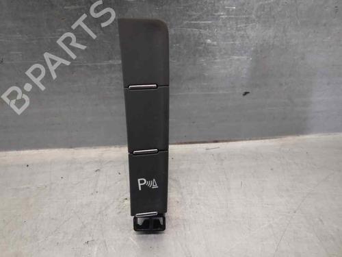 Used Switch VW GOLF VII (5G1, BQ1, BE1, BE2) 1.5 TSI (150 hp) 14329663
