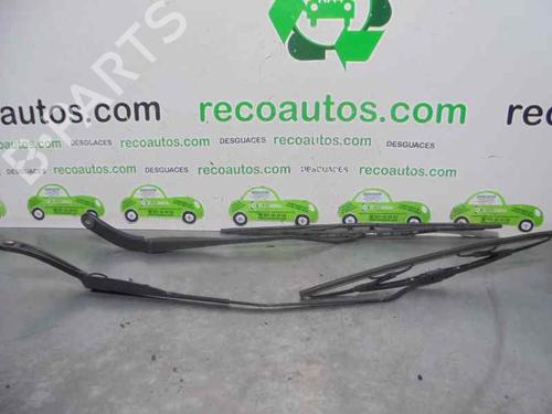 Used Front windshield wiper arm RENAULT MEGANE II Saloon (LM0/1_) [2003-2025]  4080744