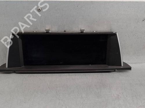 Used Display monitor BMW 5 Gran Turismo (F07) 530 d xDrive (258 hp) 17703890