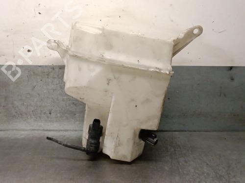 Used Windscreen washer tank VOLVO S80 II (124) D5 (205 hp) 31572210