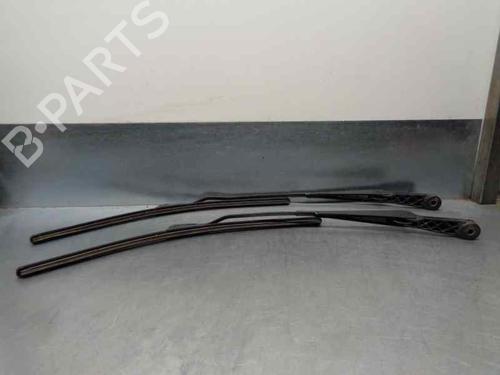 Front windshield wiper arm LAND ROVER FREELANDER I (L314)  | BP8217980C143 