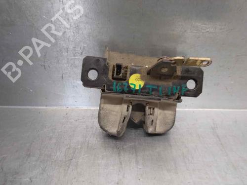 Used Tailgate lock VW CADDY III Box Body/MPV (2KA, 2KH, 2CA, 2CH) 1.9 TDI (105 hp) 10559187
