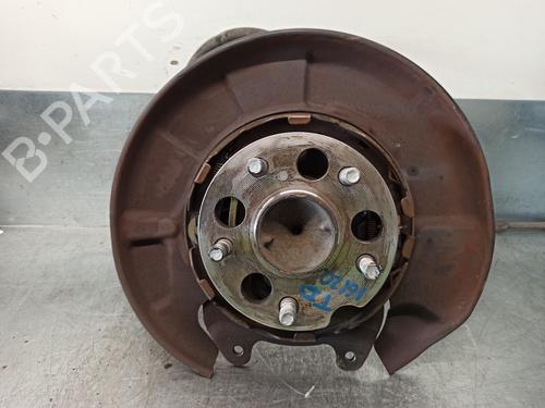 Used Right rear steering knuckle TOYOTA RAV 4 II (_A2_) 1.8 (ZCA25_, ZCA26_, ZCA25W, ZCA26W) (125 hp) 10342752