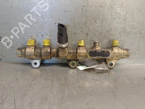 Used Injection rail Injection rail 35946212 35946212
