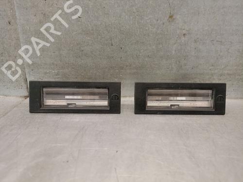 licence-plate-light-jeep-renegade-suv-bu-b1-bv-2014-33856562 main image