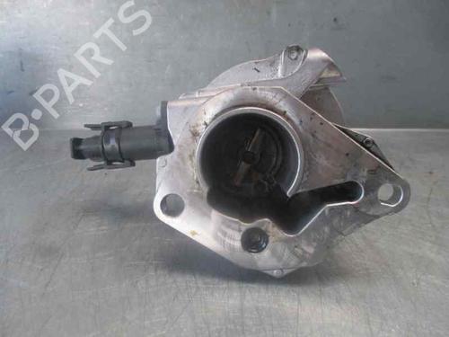 Used Vacuum pump RENAULT KANGOO (KC0/1_) 1.5 dCi (68 hp) 5671687