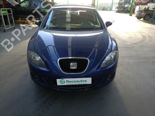 Left front fog light SEAT LEON (1P1) 2.0 TDI 16V | BP33675312C30 - Image 10