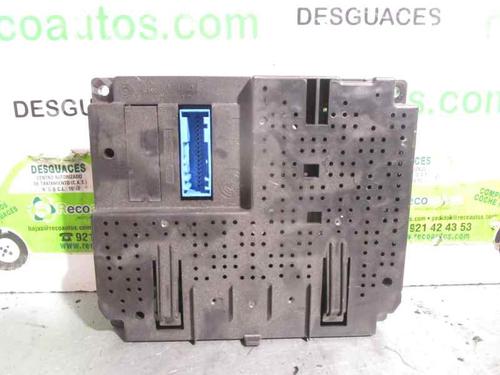 Used Fuse box Fuse box 2058308 2058308
